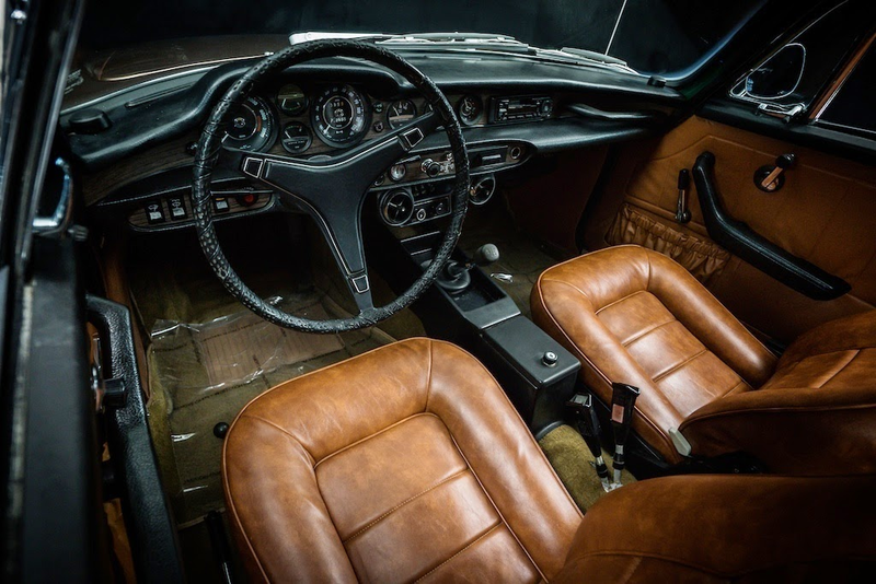 Illustration for article titled Photonalysis Of A 1973 Volvo 1800ES On Ebay